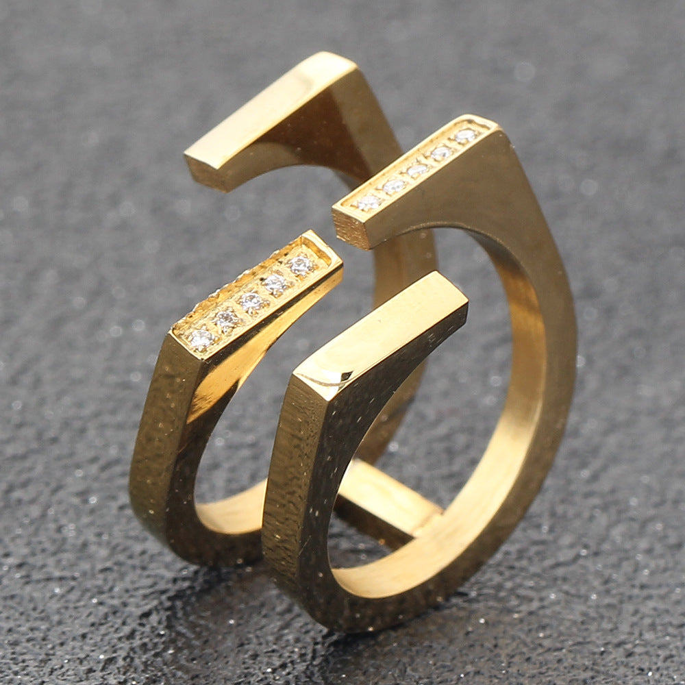 Damen Ring mit modernem geometrischem Design und funkelnden Kristallelementen Shop Nory