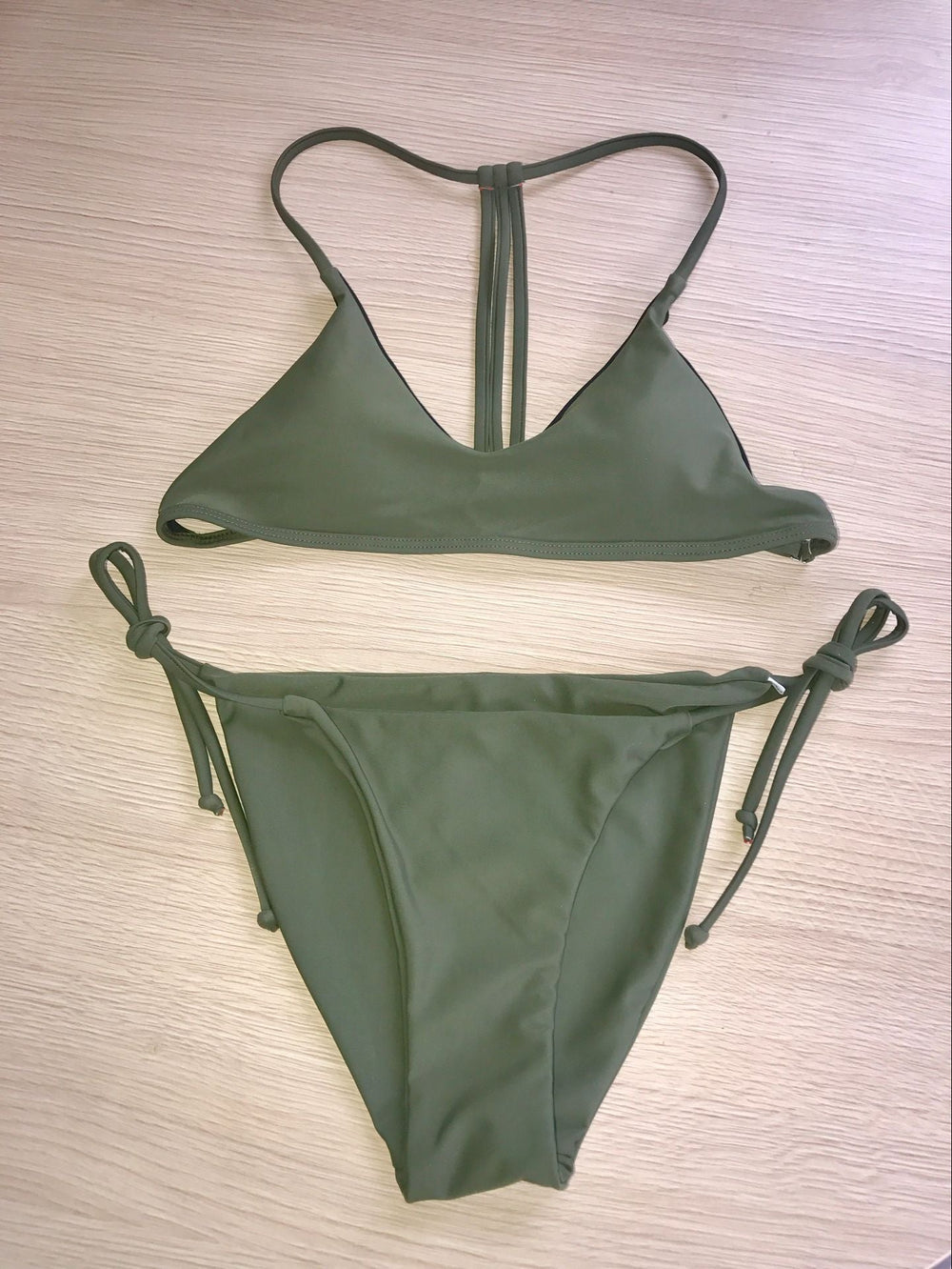 Damen Bikini-Set mit verstellbaren Trägern und seitlichen BindShopnoryändern