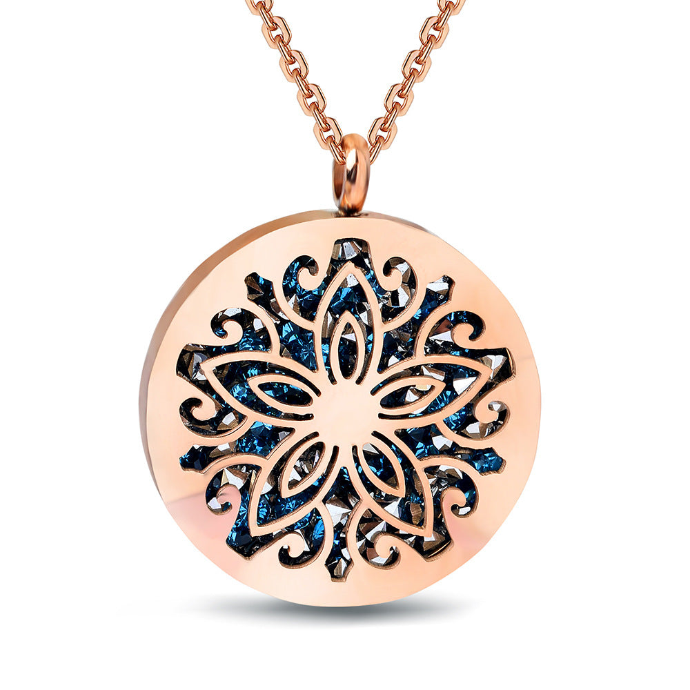 Damen Halskette mit kunstvollem Blumenanhänger aus hochwertigem Edelstahl Shop Nory