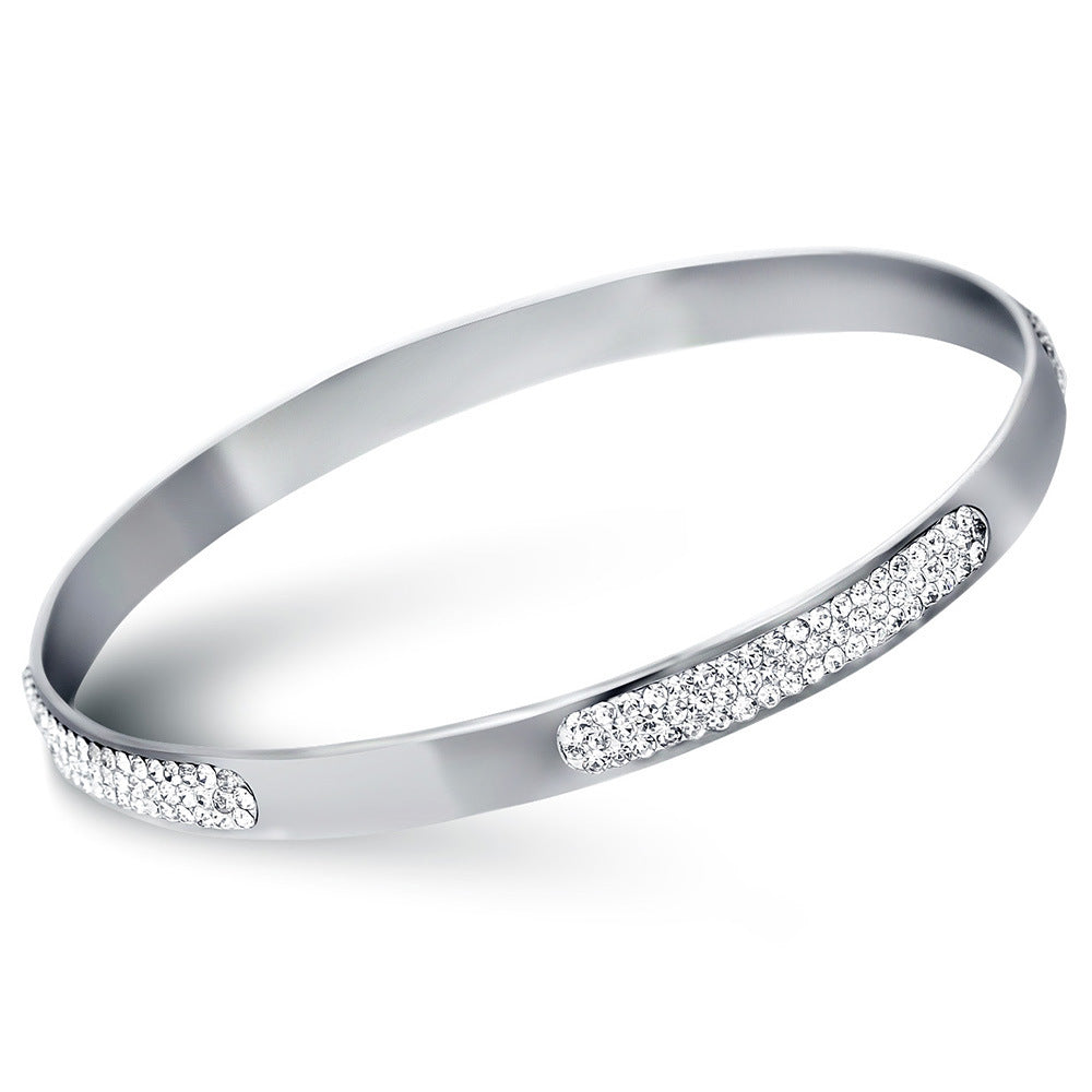 Damen Armreif mit funkelnden Zirkonia-Akzenten Shop Nory