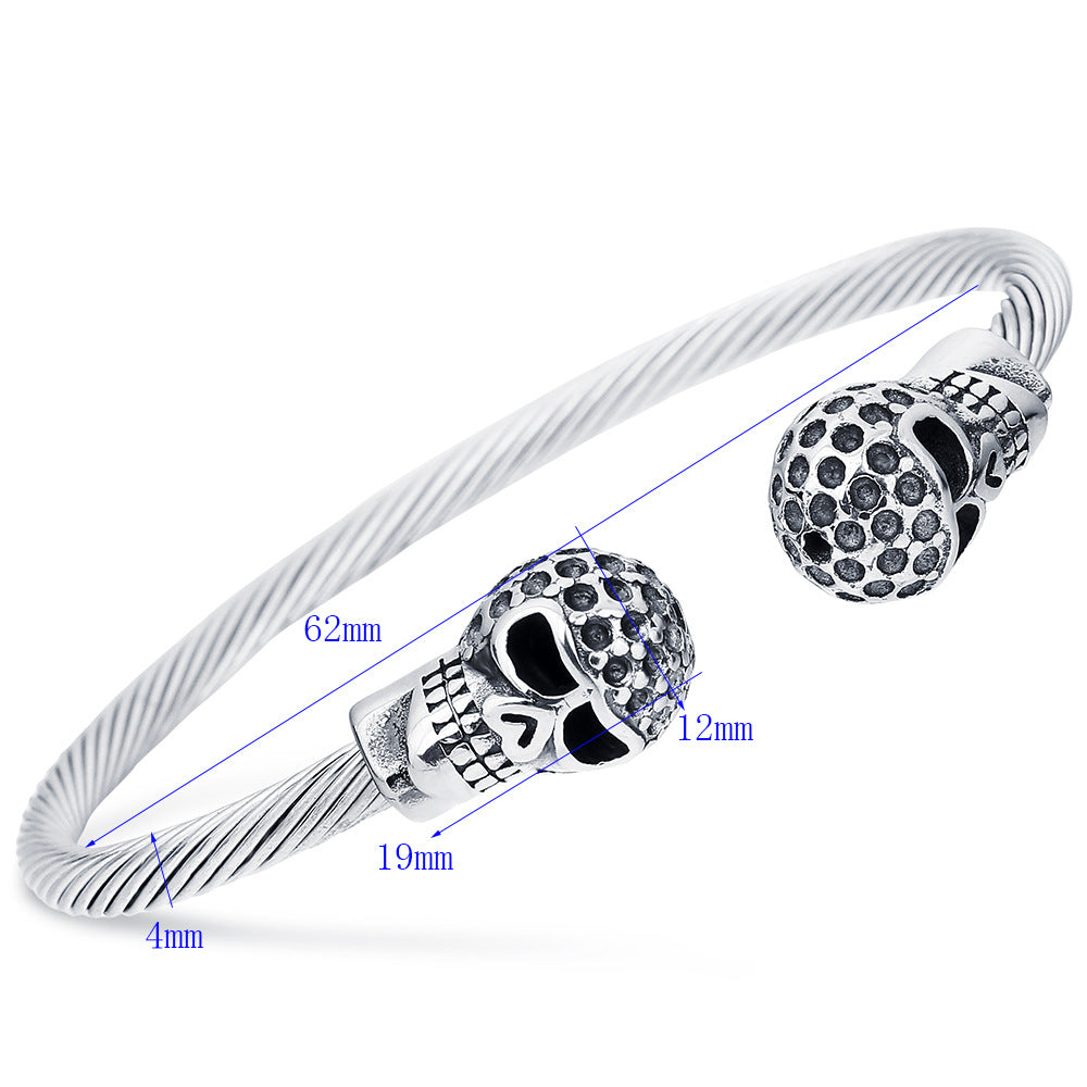 Damen Armreif mit kultiviertem Totenkopf-Design und funkelnden Kristallen Shop Nory