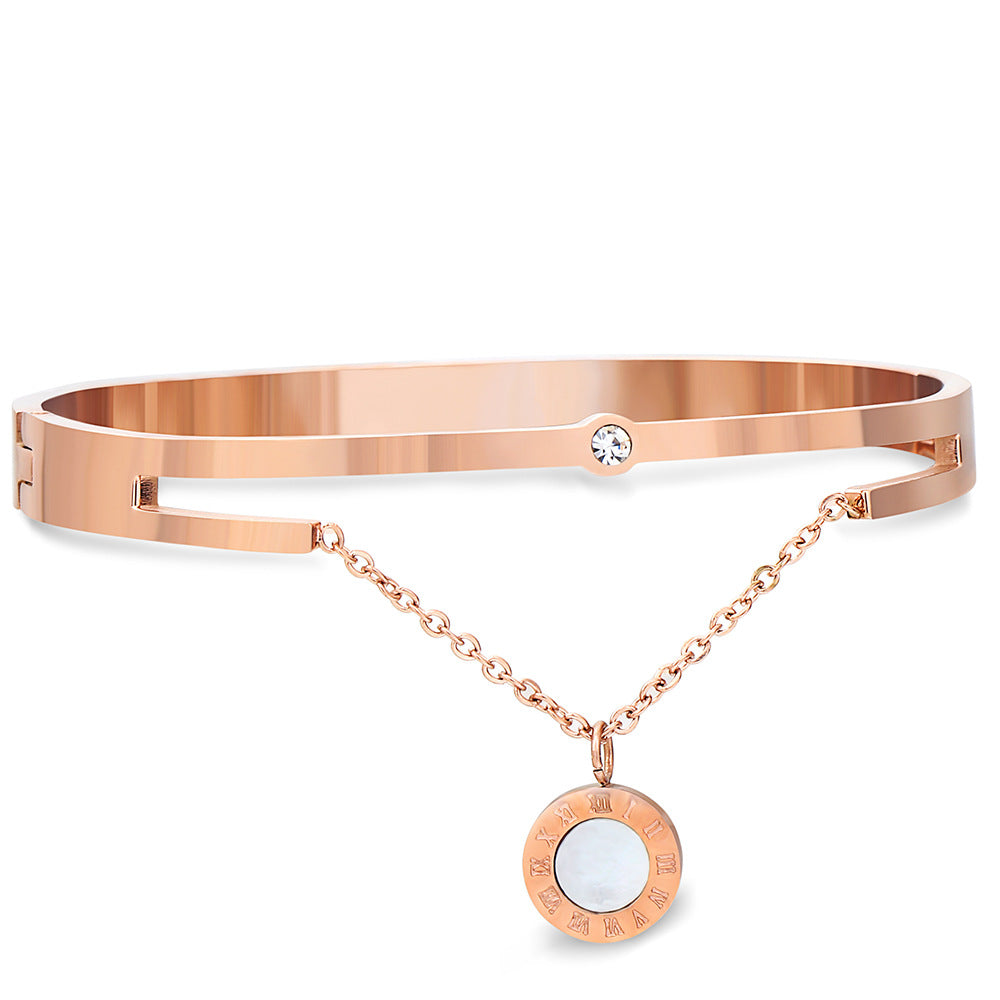 Damen Armreif mit elegantem Anhänger und funkelndem Kristall Shop Nory