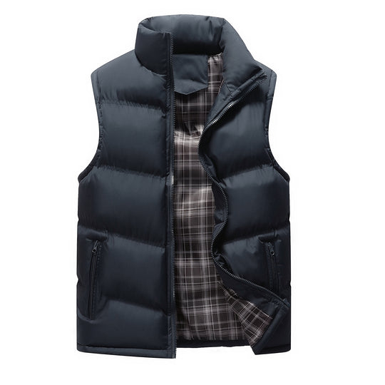Herren Gepolsterte Steppweste mit hohem Stehkragen, Reißverschlusstaschen und kariertem Innenfutter Shop Nory