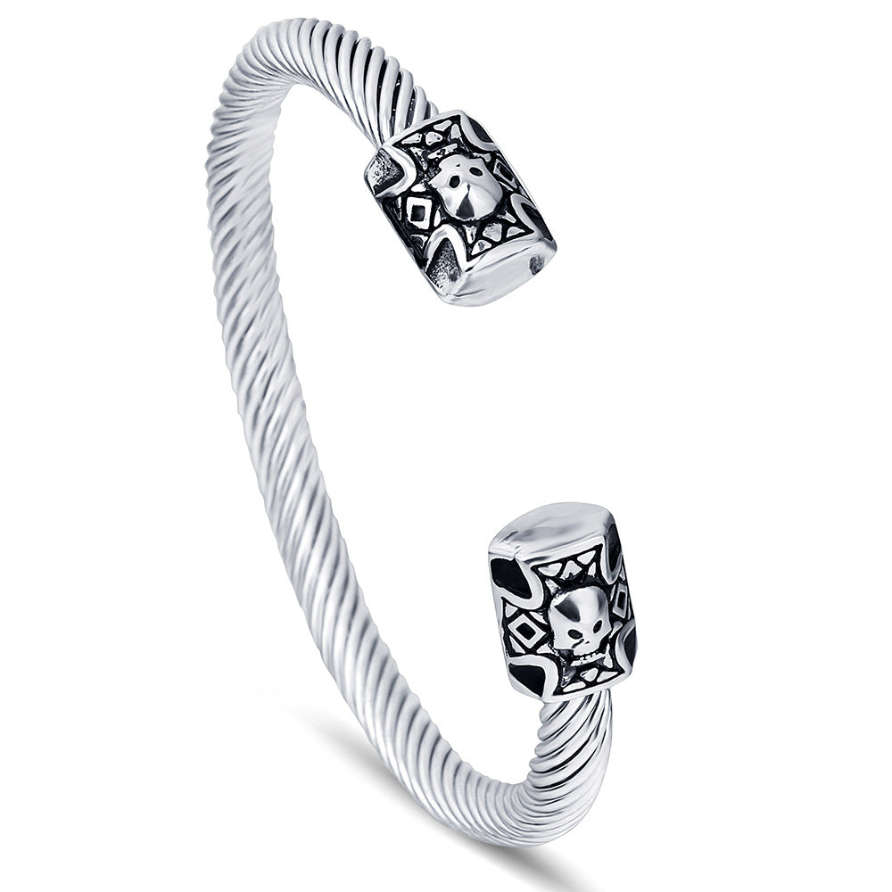 Damen Armreif mit kunstvollem Totenkopf-Design Shop Nory