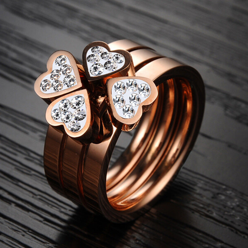 Damen Ring mit vierblättrigem Kleeblatt-Design und strahlendem Zirkonia-Besatz Shop Nory