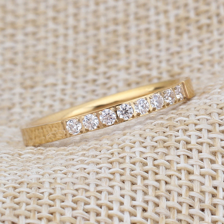 Damen zeitloser Ring mit funkelnden Kristallen Shop Nory