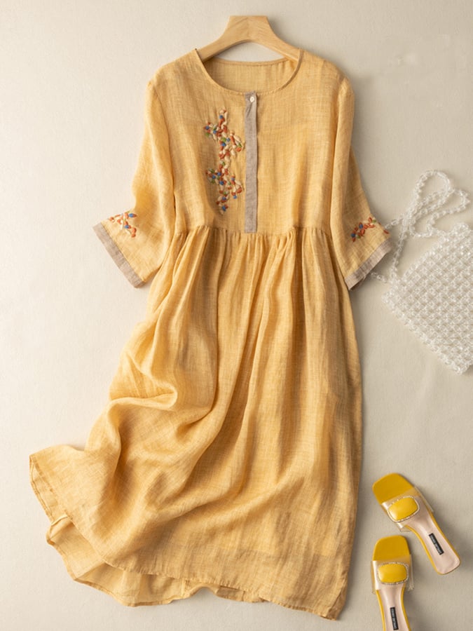Besticktes Kleid aus Baumwolle