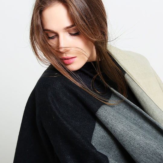 Damen Wendbarer Capeponcho im Blockstreifen-Look mit Fransen Shop Nory