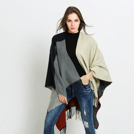 Damen Wendbarer Capeponcho im Blockstreifen-Look mit Fransen Shop Nory