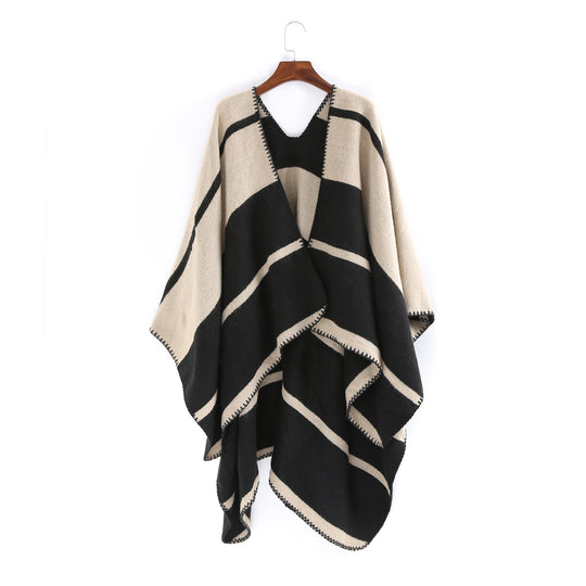 Damen Oversize-Ruana mit geometrischem Blockstreifen und Ziernaht Shop Nory