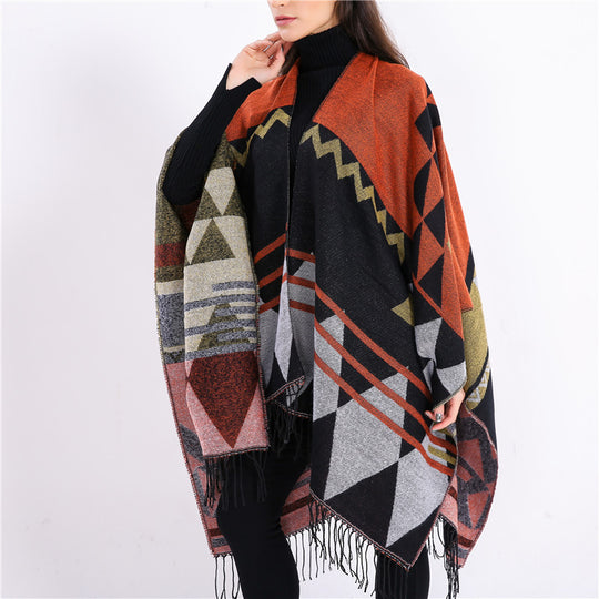 Damen Großer Fransen-Cardigan im Ruana-Stil mit grafischem Jacquard Shop Nory