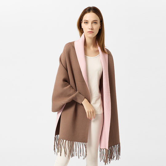 Damen Cape‑Schal mit besticktem Innenfutter und Fransensaum Shop Nory