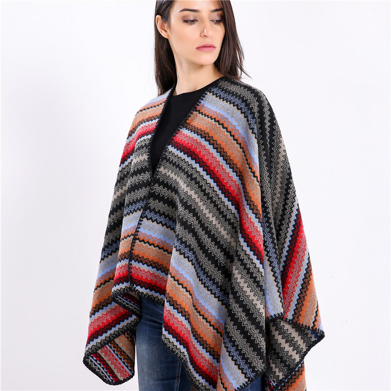 Damen Oversize-Strickruana im Jacquard‑Zickzack mit gehäkelter Kante Shop Nory