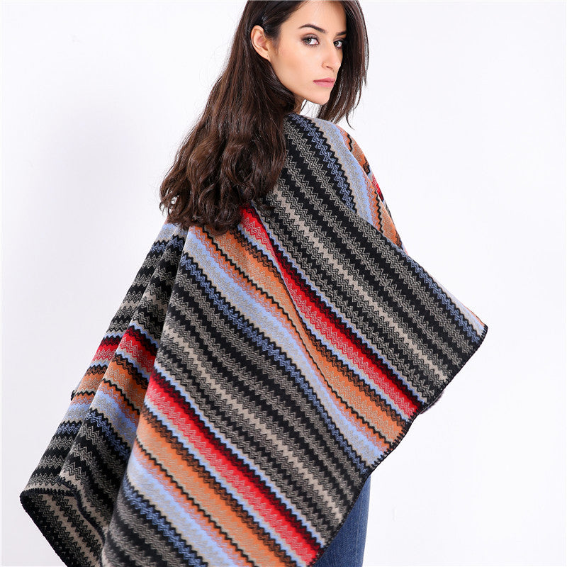 Damen Oversize-Strickruana im Jacquard‑Zickzack mit gehäkelter Kante Shop Nory
