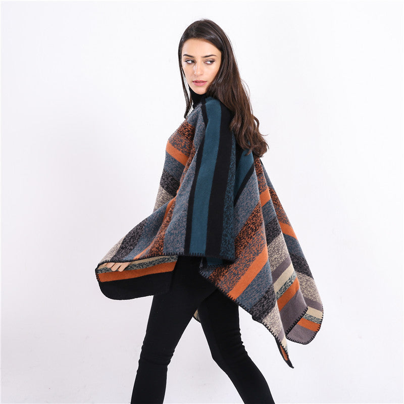 Damen Gewobene Oversize-Ruana mit diagonalem Blockstreifen und Kettelkante Shop Nory