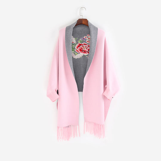 Damen Cape‑Schal mit besticktem Innenfutter und Fransensaum Shop Nory