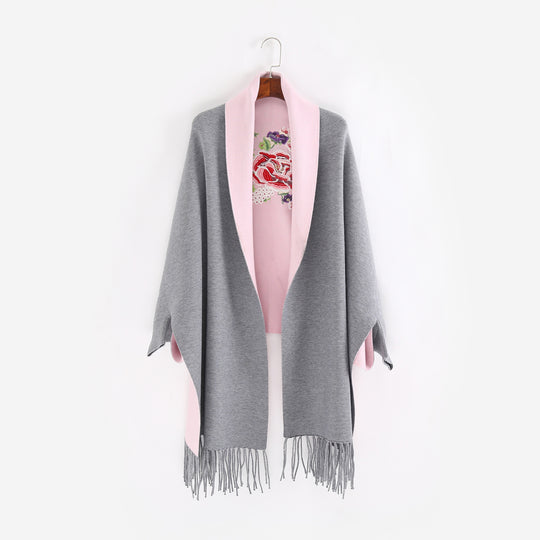 Damen Cape‑Schal mit besticktem Innenfutter und Fransensaum Shop Nory