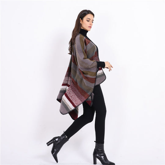 Damen Gewobene Oversize-Ruana mit diagonalem Blockstreifen und Kettelkante Shop Nory