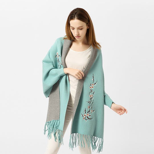 Damen Reversible Strick-Ruana mit Blumenstickerei und Fransensaum Shop Nory