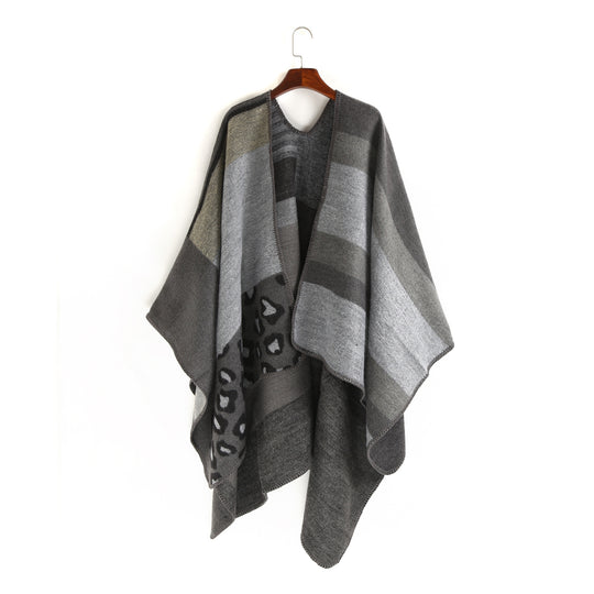 Damen Oversize-Ruana-Poncho mit Sternjacquard und Zierstichkante Shop Nory