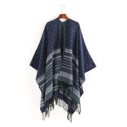 Damen Ruana-Poncho mit Jacquardmuster, Fransen und weichem Wollmix Shop Nory
