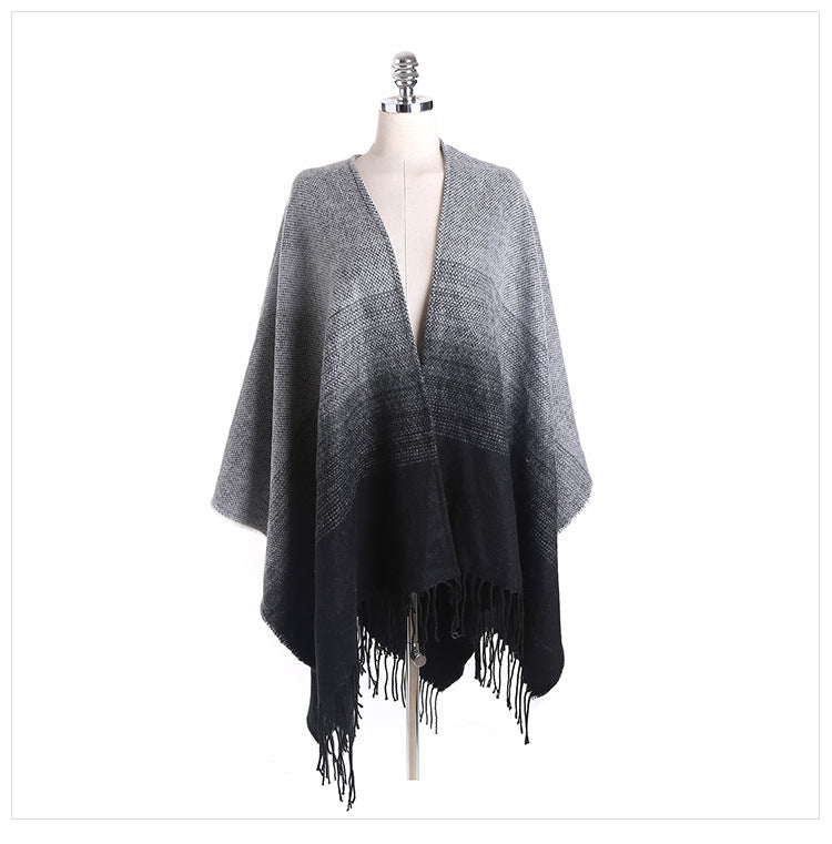 Damen Oversize-Poncho im Verlaufsstrick mit Fransen und offener Front Shop Nory