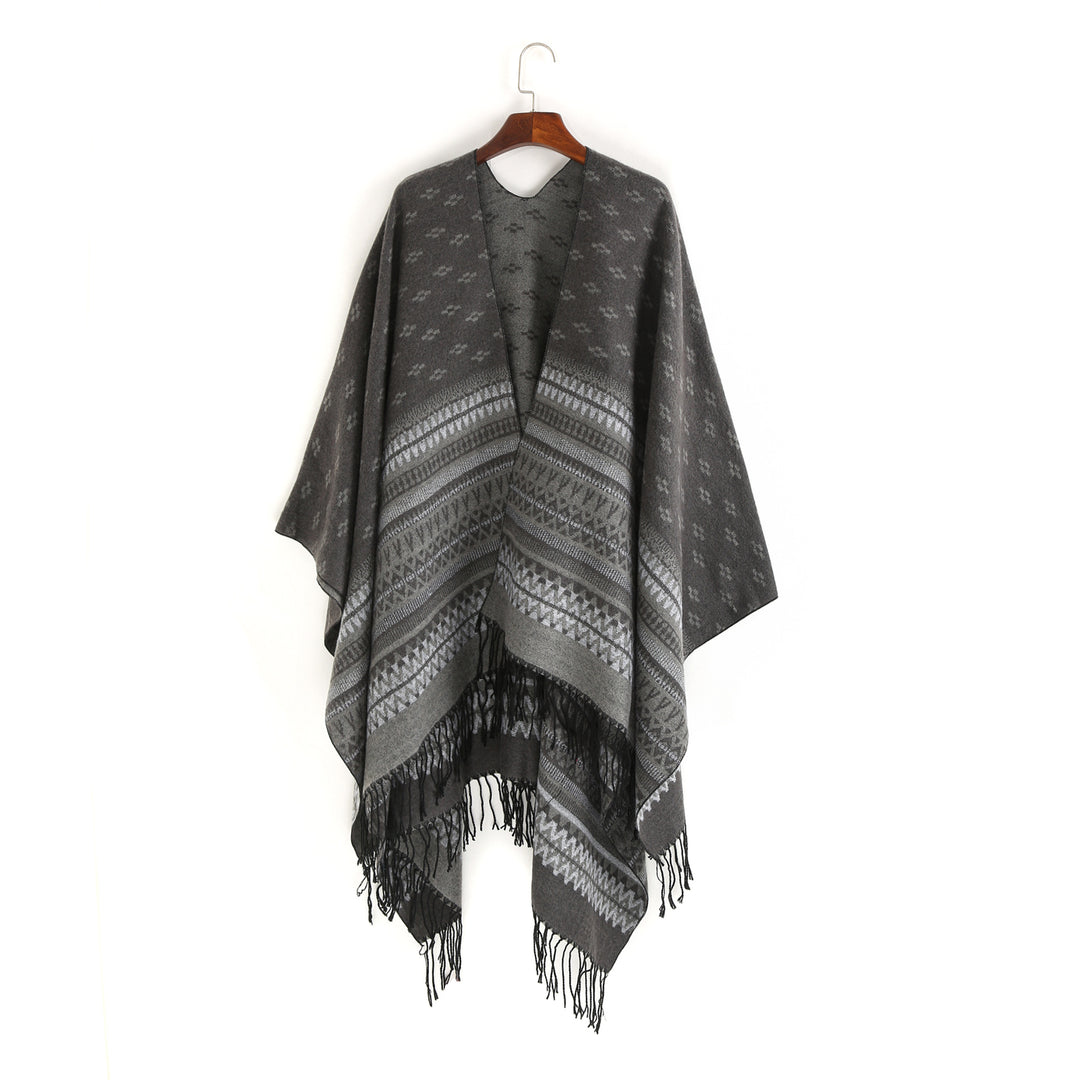 Damen Ruana-Poncho mit Jacquardmuster, Fransen und weichem Wollmix Shop Nory