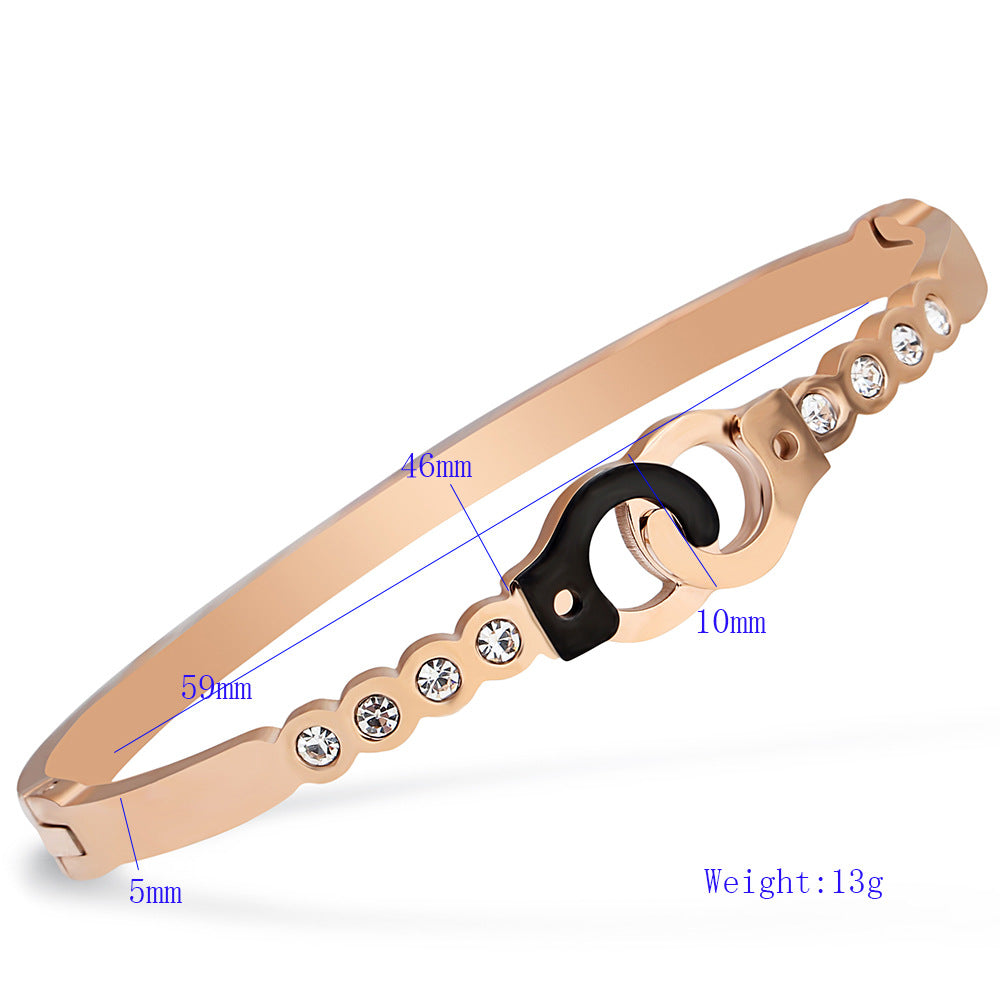 Damen Armreif mit elegantem Zirkonia-Besatz und stilvollem Verschluss Shop Nory