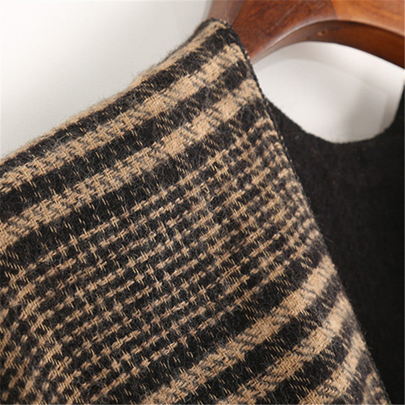 Damen Oversize-Ruana mit Glencheck-Jacquard und Fransensaum Shop Nory