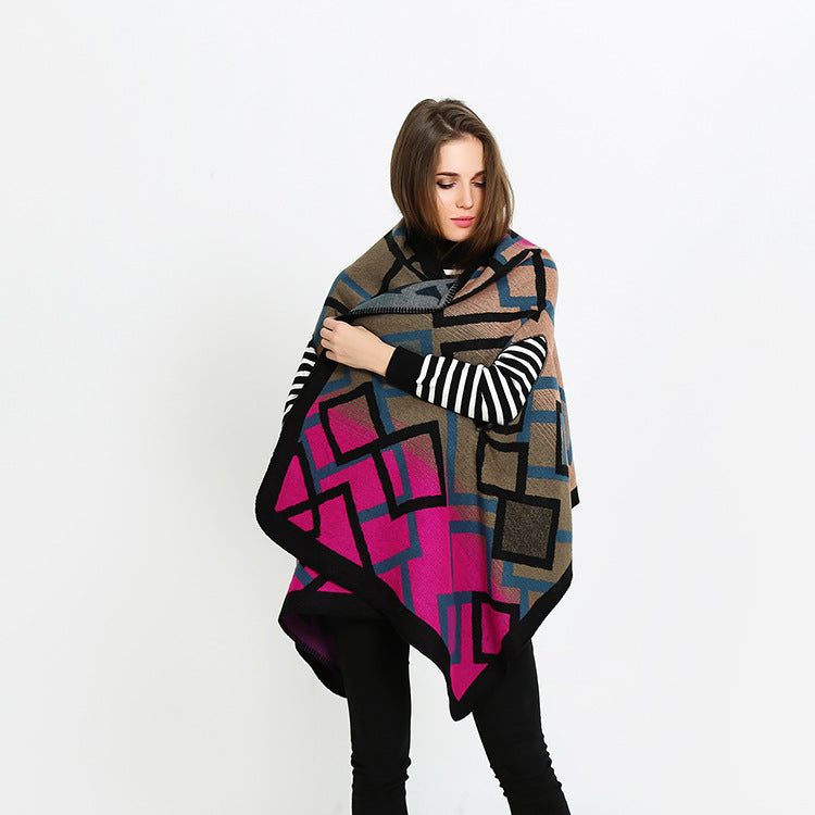 Damen Oversize-Deckeponcho aus Jacquardstrick mit Zierstichkante Shop Nory