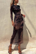 Charm Lady Mesh Overlay Tie Dye Print Langarm Rüsch Stretch Midi Kleid