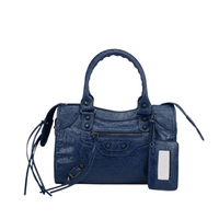 Blau