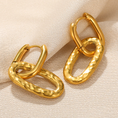Ohrringe asymmetrisch in Edelstahl - 18k vergoldet | Shop Nory
