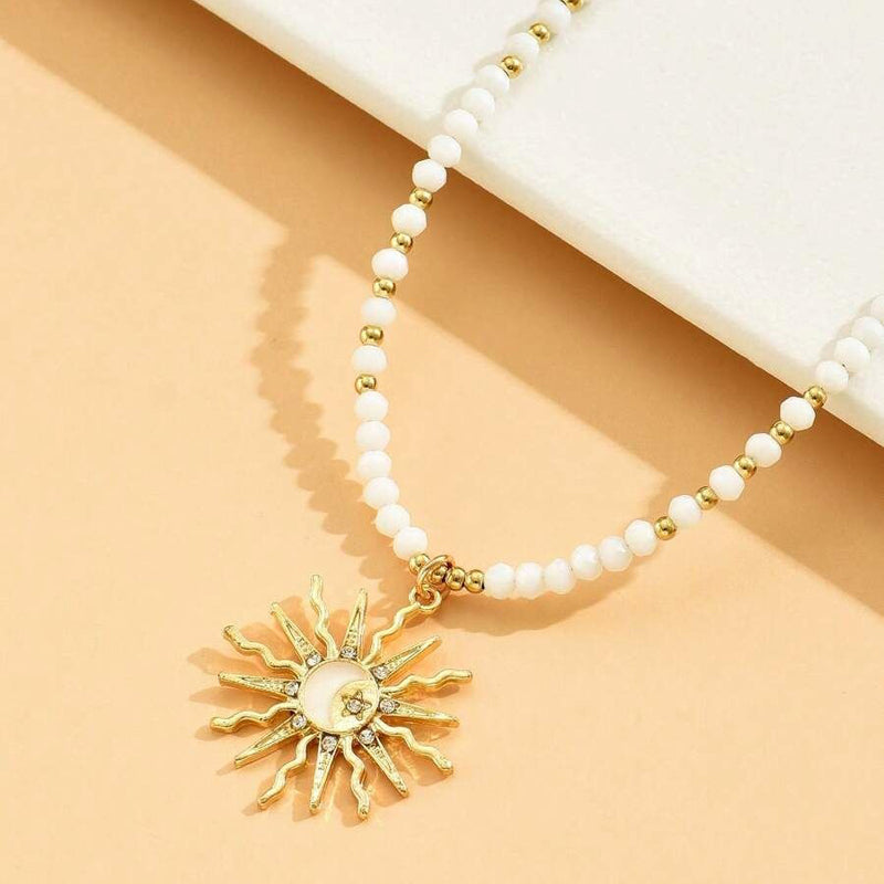 Böhmische Halskette Mit Sonnenanhänger | Shop Nory