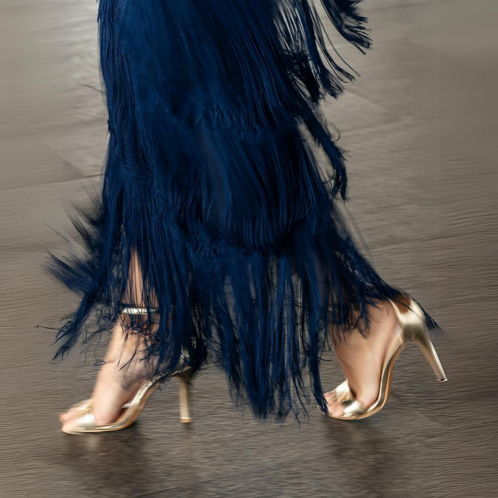 Elegantes Fransenkleid