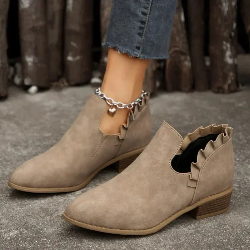 Elina Haltbare und Rutschfeste Stiefelette mit Rüschendetails Shopnory