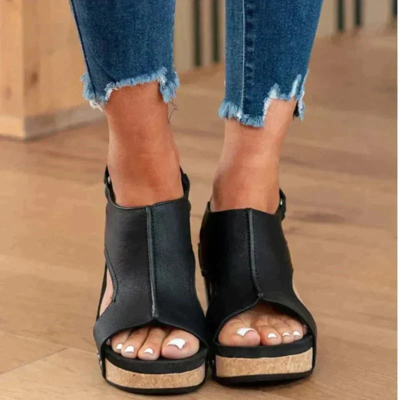 Orthopädische sandalen für zusätzlichen Halt