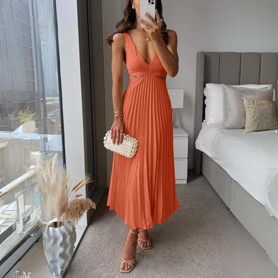 ShopNory | Midi Kleid Ärmellos V-Ausschnitt Twist Front & Cut Out Detail Plissierter Rock