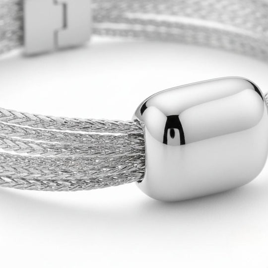 Damen Geflochtenes Armband mit Glattem Mittelteil in Silberoptik | Shop Nory