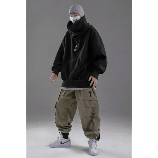 Ninja-Hoodie mit Doppeltem Ausschnitt