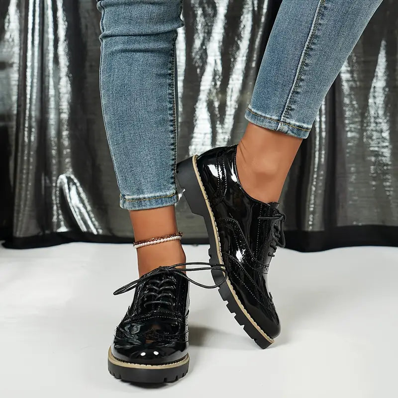 ShopNory | Lackschuhe Im Oxford-Stil mit Klobiger Sohle für Damen