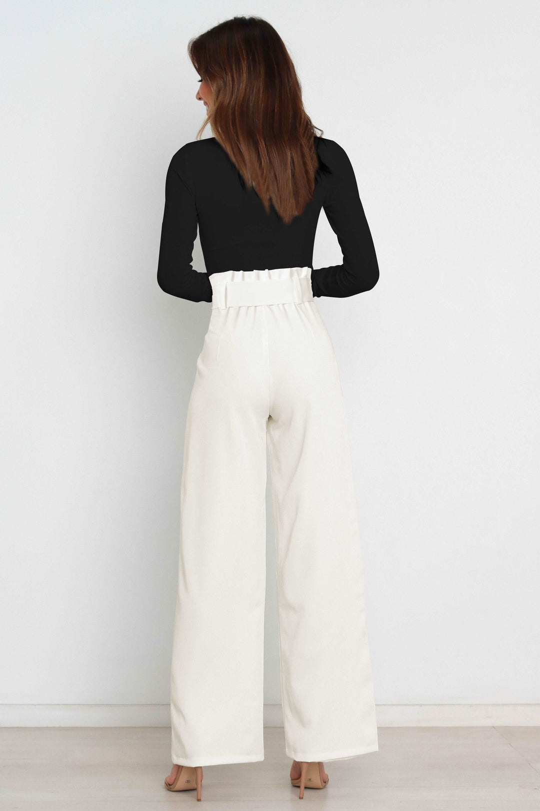 Hohe Taille Paperbag Hose mit Schleifendetail