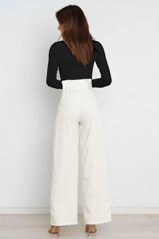 Hohe Taille Paperbag Hose mit Schleifendetail
