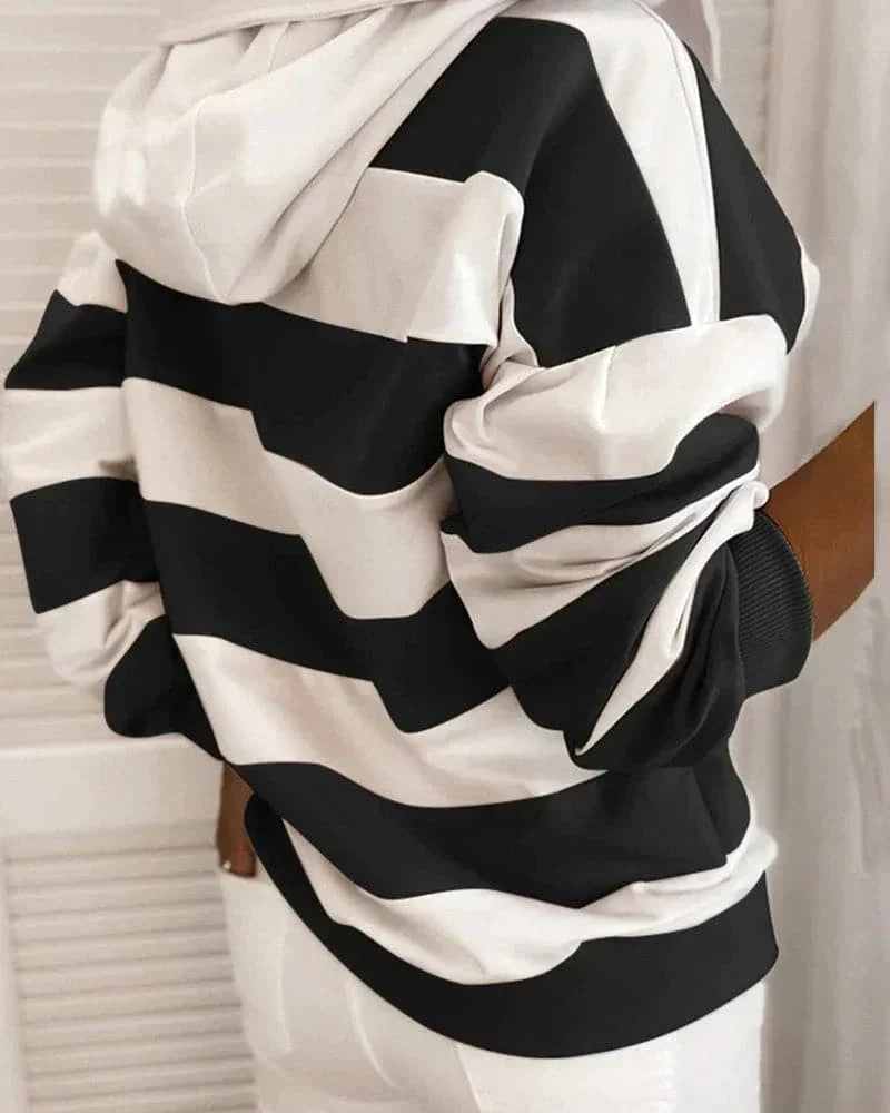 Hoodie Strickdetails Lockere Passform Weiche Materialien