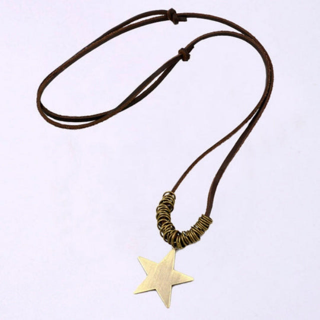Böhmische Halskette Mit Sternanhänger | Shop Nory