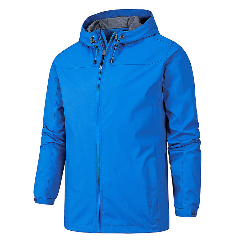 Wasser- und winddichte Jacke mit Kapuze