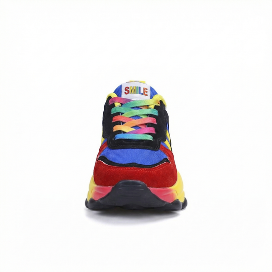 Bunte orthopädische Turnschuhe mit Stil
