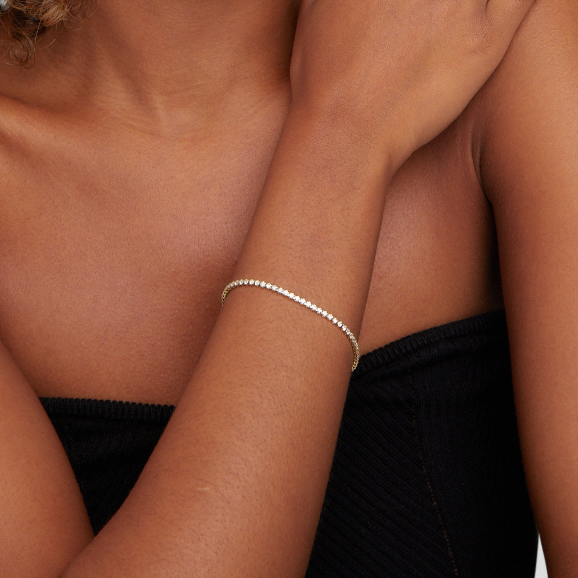 Goldene Zirkonia-Armband | Shop Nory