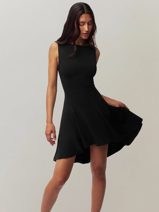 Ärmelloses Kleid mit Kragen