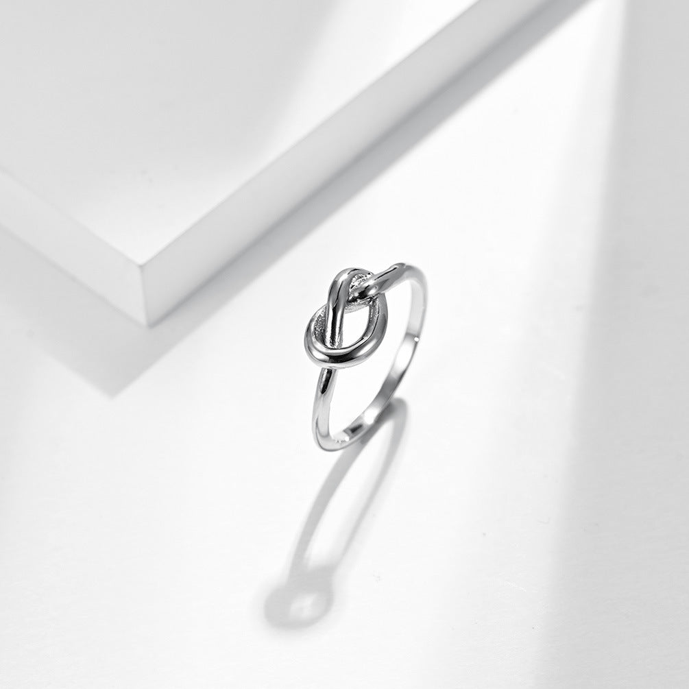 Minimalistisch aber eleganter geknoteter Herzschwanzring *perfektes Geschenk* / *4 Farben* | Shop Nory
